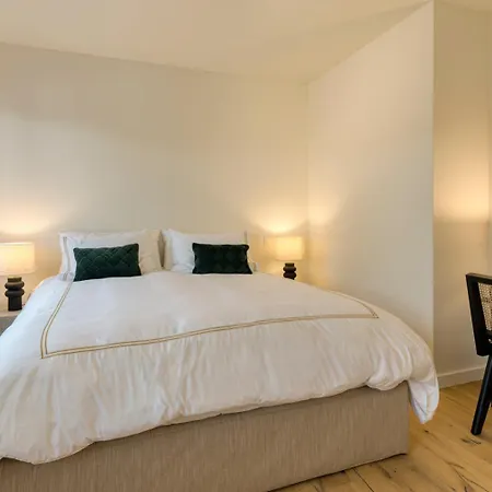 Designer Duplex 3br & Mini Golf Lejlighed